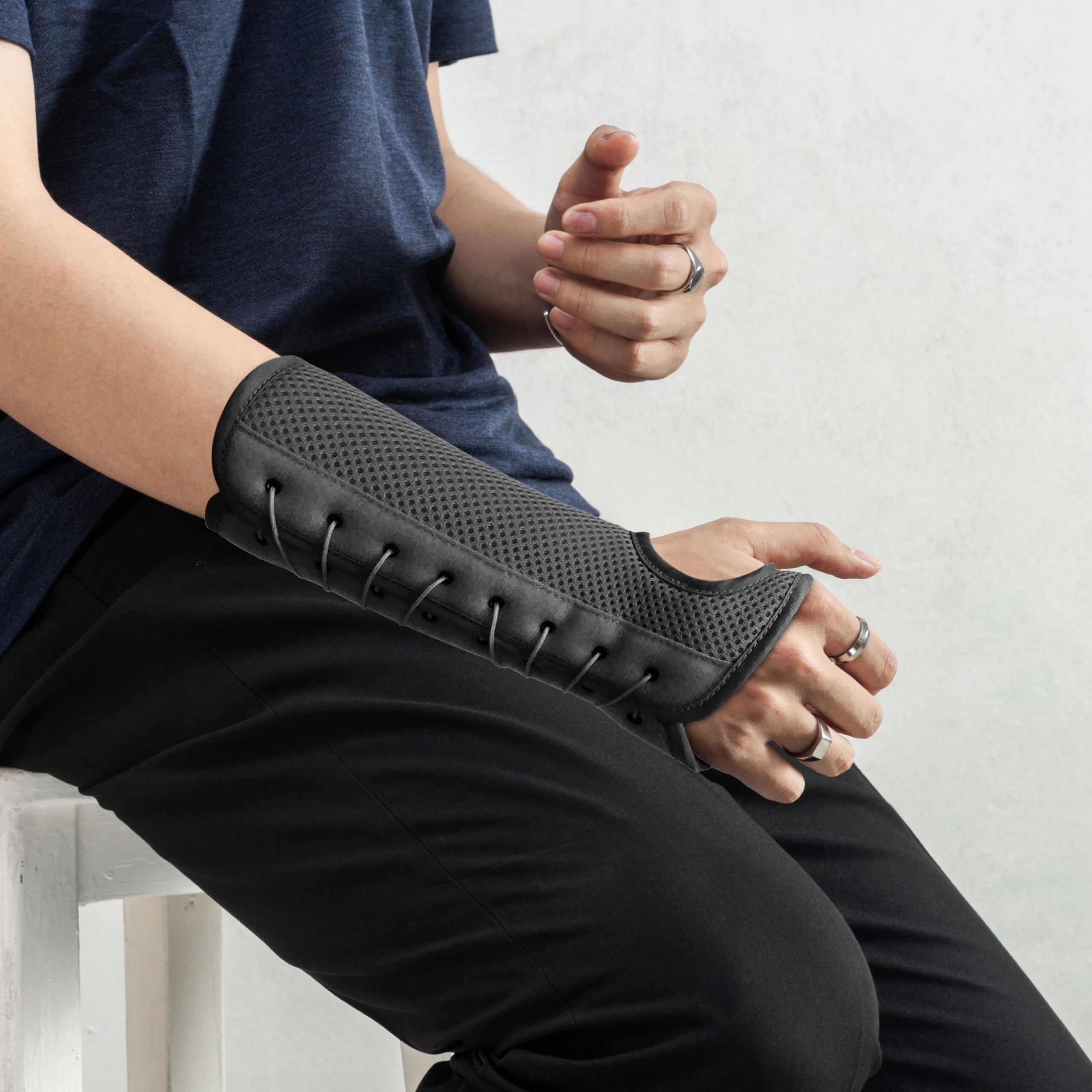 Wrist splint | 267