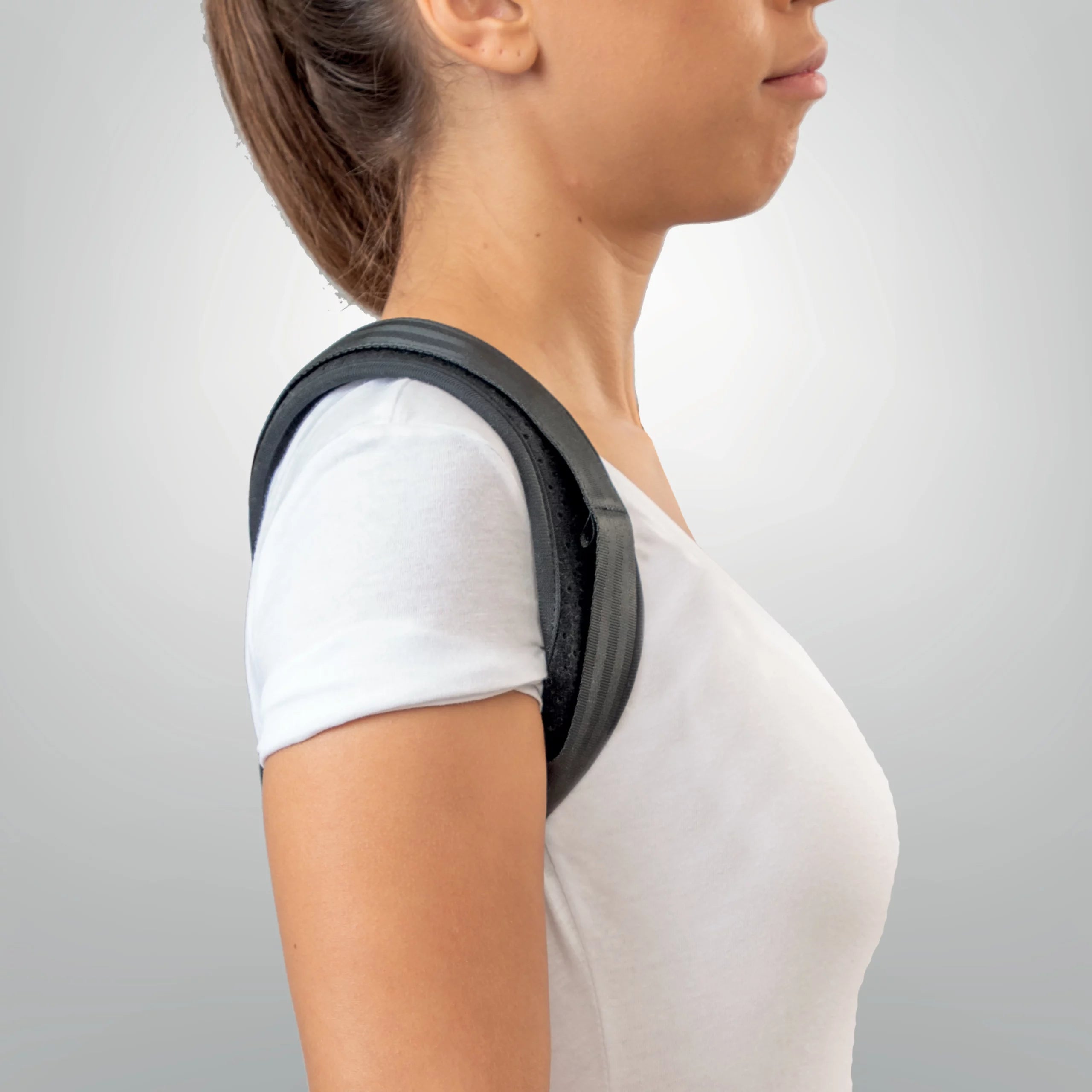 מיישר כתפיים |  AC75